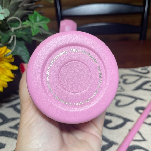 HTF PINK CHECKMATE Simple Modern 40oz Tumbler - Picture 5 of 8